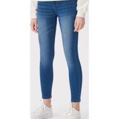 Jeansy skinny z niskim stanem - Niebieski. Niebieskie jeansy damskie Sinsay, bez wzorów, z jeansu, z obniżonym stanem. Za 59,99 zł.