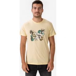 Jack & Jones Virgil Koszulka Żółty. Żółte podkoszulki męskie Jack & Jones, l, z nadrukiem, z bawełny, z krótkim rękawem. Za 64,95 zł.