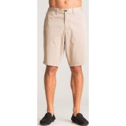 Beżowe szorty Emporio Armani. Brązowe spodenki i szorty męskie Emporio Armani, m, z aplikacjami, z elastanu. Za 239,60 zł.