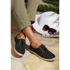 Czarne Espadryle All In All. Czarne espadryle damskie Renee, bez wzorów, z materiału, na sznurówki. Za 29,99 zł.