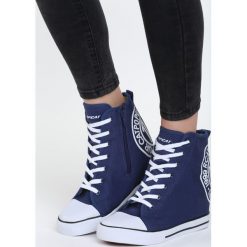 Granatowe Sneakersy Enroll. Czarne sneakersy damskie marki Born2be, z bawełny. Za 24,99 zł.