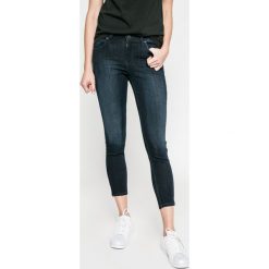 Lee - Jeansy Scarlett Cropped. Niebieskie jeansy damskie Lee, z bawełny. W wyprzedaży za 279,90 zł.
