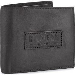 Portfele męskie: Duży Portfel Męski TOMMY HILFIGER - Hilfiger Deboss Mini Cc With Coin Pocket AM0AM02706 002
