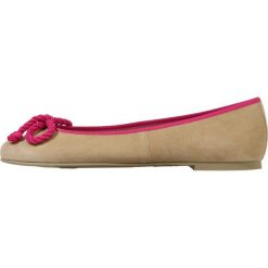 Pretty Ballerinas ANGELIS Baleriny sinzias. Brązowe baleriny damskie Pretty Ballerinas, bez wzorów, ze skóry, bez obcasa. W wyprzedaży za 431,20 zł.
