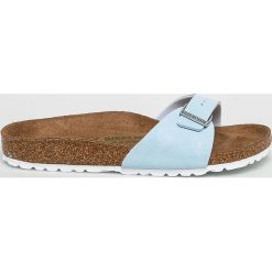 Birkenstock - Klapki Madrid. Niebieskie klapki damskie Birkenstock, bez wzorów, z materiału, bez obcasa. W wyprzedaży za 189,90 zł.
