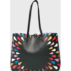 Desigual - Torebka dwustronna. Czarne torby damskie na zakupy marki Desigual, ze skóry ekologicznej, na ramię, duże. W wyprzedaży za 249,90 zł.