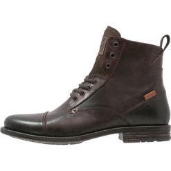 Levi's® EMERSON Botki sznurowane brown. Brązowe botki męskie Levi's®, z materiału, na sznurówki. Za 499,00 zł.