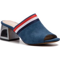 Klapki SIMEN - 1273A W. Blue. Niebieskie klapki damskie Simen, bez wzorów, ze skóry, bez obcasa, na obcasie. W wyprzedaży za 189,00 zł.