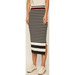 Tommy Hilfiger - Spódnica. Czarne spódniczki damskie TOMMY HILFIGER, na co dzień, s, bez wzorów, z bawełny, casualowe, z podwyższonym stanem, maxi, ołówkowe. Za 579,90 zł.