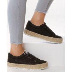 Czarne Creepersy Hypnotic Eyes. Czarne półbuty damskie Multu, bez wzorów, bez obcasa, bez zapięcia. Za 39,99 zł.
