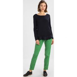 Bluzki asymetryczne: Rich & Royal SLUB PEPLUM Bluzka z długim rękawem deep blue