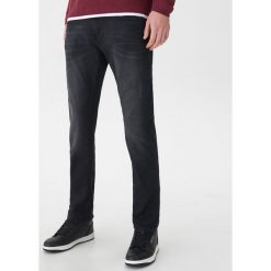 Jeansy slim fit - Czarny. Czarne jeansy męskie marki House, m, bez wzorów. Za 119,99 zł.
