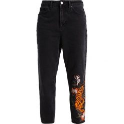 Boyfriendy damskie: Topshop Petite Jeansy Relaxed fit black