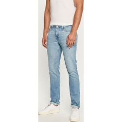 Tommy Jeans - Jeansy Scanton. Niebieskie jeansy męskie Tommy Jeans, bez wzorów. Za 539,90 zł.