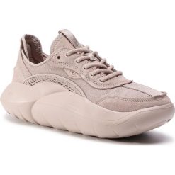 Sneakersy UGG - W La Cloud Low 1107945 Putt. Pomarańczowe półbuty damskie Ugg, ze skóry. Za 429,00 zł.