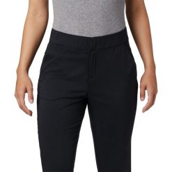Spodnie Columbia Firwood Camp™ II Short 1885343010. Czarne spodnie damskie Columbia, s. Za 293,99 zł.