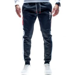 Spodnie męskie dresowe czarne Recea. Czarne spodnie męskie Recea, na co dzień, xl, w paski, z bawełny, sportowe. Za 59,99 zł.
