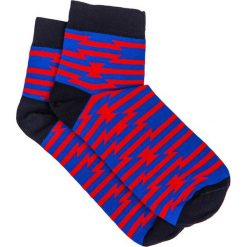 SKARPETY MĘSKIE WE WZORY U13 - NIEBIESKIE. Niebieskie skarpetki męskie Ombre Clothing, w jednolite wzory. Za 7,99 zł.
