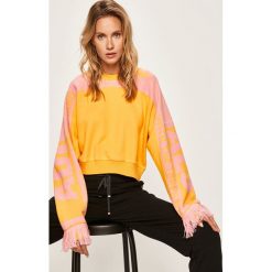 Adidas Originals - Bluza. Bluzy damskie adidas Originals, z aplikacjami, z bawełny, bez rękawów, bez kaptura. W wyprzedaży za 249,90 zł.