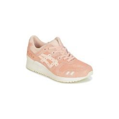 Buty Asics GEL-LYTE III. Różowe trampki i tenisówki damskie Asics, bez wzorów, bez zapięcia. Za 439,20 zł.