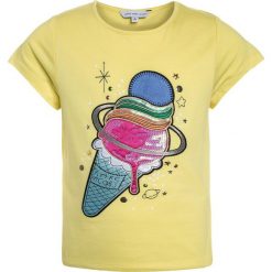 Little Marc Jacobs KURZARM Tshirt z nadrukiem gelb. Żółte t-shirty damskie marki Little Marc Jacobs, z nadrukiem, z bawełny. Za 229,00 zł.
