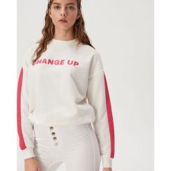 Bawełniana bluza z lampasami - Kremowy. Białe bluzy damskie Sinsay, s, bez wzorów, z bawełny, bez rękawów, bez kaptura. Za 39,99 zł.
