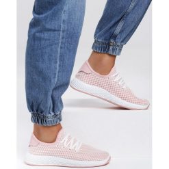 Różowe Buty Sportowe Encourage. Różowe buty sportowe damskie Renee, z aplikacjami, sportowe. Za 69,99 zł.