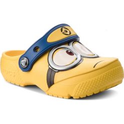 Klapki CROCS - Crocsfunlab Minions Clog 204113 Yellow. Żółte sandały chłopięce Crocs. W wyprzedaży za 139,00 zł.