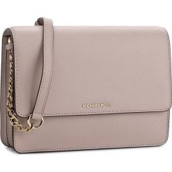 Torebka MICHAEL KORS - Daniela 32T6GDDC3L Soft Pink. Różowe torebki klasyczne damskie marki Michael Kors. W wyprzedaży za 689,00 zł.