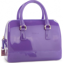 Torebka FURLA - Candy 978651 B BAS8 PL0 Lavanda e. Fioletowe torebki klasyczne damskie Furla, bez wzorów, z tworzywa sztucznego, klasyczne, bez dodatków. W wyprzedaży za 489,00 zł.