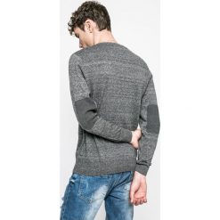 Medicine - Sweter Graphic Monochrome. Szare swetry męskie MEDICINE, s, bez wzorów, z bawełny, bez kołnierzyka, bez kaptura. W wyprzedaży za 79,90 zł.