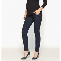 Ciążowe jeansy skinny. Niebieskie jeansy damskie skinny marki La Redoute Collections, z bawełny, z standardowym stanem. Za 141,08 zł.