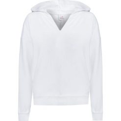 Bluza DEHA ACTIVE. Białe bluzy damskie Deha, z nadrukiem, z elastanu, z krótkim rękawem, krótkie, z kapturem. W wyprzedaży za 252,00 zł.