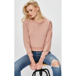 Guess Jeans - Bluza. Różowe bluzy damskie Guess Jeans, s, z nadrukiem, z bawełny, bez rękawów, bez kaptura. W wyprzedaży za 119,90 zł.