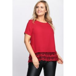 Czerwona Bluzka Lace Ruffle. Czerwone bluzki damskie Born2be, xl, bez wzorów, z falbankami, z krótkim rękawem. Za 49,99 zł.