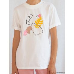 Muiri t-shirt z haftem. Szare t-shirty damskie Pakamera, z haftami. Za 279,00 zł.