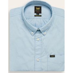 Lee - Koszula. Niebieskie koszule męskie Lee, s, bez wzorów, z bawełny, casualowe, button down, z długim rękawem. W wyprzedaży za 159,90 zł.