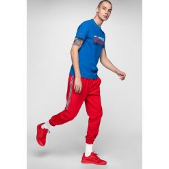 T-shirt męski TSM222 - kobalt. Szare koszulki męskie 4f, m, bez wzorów, bez kołnierzyka. Za 29,99 zł.