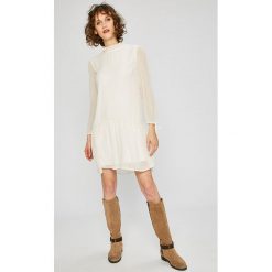 Tommy Jeans - Sukienka. Białe sukienki mini damskie marki Tommy Jeans, na co dzień, s, z poliesteru, casualowe. W wyprzedaży za 469,90 zł.