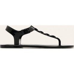 Calvin Klein - Sandały. Czarne klapki damskie Calvin Klein, bez wzorów, z gumy, bez obcasa, na obcasie. Za 249,90 zł.