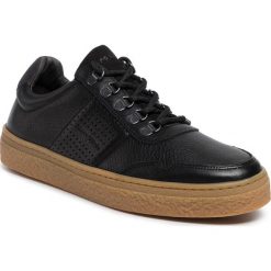 Sneakersy MARC O'POLO - 908 25453501 103 Black 990. Czarne półbuty męskie Marc O'Polo, na co dzień, bez wzorów, ze skóry, eleganckie, bez zapięcia. W wyprzedaży za 359,00 zł.