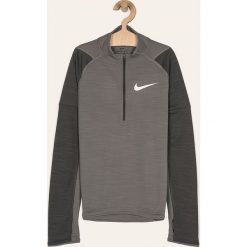 Nike Kids - Longsleeve dziecięcy 122-170 cm. Szare t-shirty chłopięce Nike Kids, z nadrukiem, z poliesteru, z długim rękawem. W wyprzedaży za 119,90 zł.