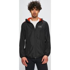 Armani Exchange - Kurtka. Czarne płaszcze męskie Armani Exchange, m, bez wzorów, z poliesteru, krótkie, z kapturem. W wyprzedaży za 429,90 zł.