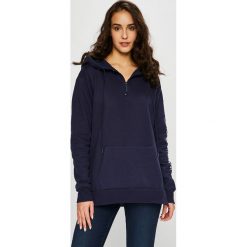 Emporio Armani - Bluza. Niebieskie bluzy damskie z kieszeniami marki Emporio Armani, s, z nadrukiem, z bawełny, z krótkim rękawem, krótkie, z kapturem. W wyprzedaży za 319,90 zł.