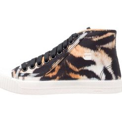 GStar ROVULC MID AOP Tenisówki i Trampki wysokie white/roast/black. Czarne tenisówki damskie marki G-Star, z tworzywa sztucznego. Za 389,00 zł.