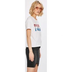 Tommy Jeans - Top. Szare topy damskie Tommy Jeans, l, z nadrukiem, z bawełny, z okrągłym kołnierzem. W wyprzedaży za 129,90 zł.
