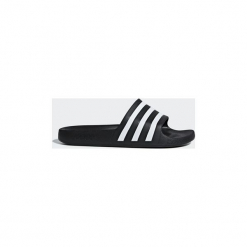 Klapki adidas Klapki adilette Aqua. Czarne klapki damskie Adidas, bez wzorów, bez obcasa. Za 79,95 zł.