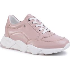 Sneakersy WOJAS - 9406-54 J.Róż. Różowe półbuty damskie Wojas, bez wzorów, ze skóry, bez obcasa, na płaskiej podeszwie, bez zapięcia. Za 359,00 zł.