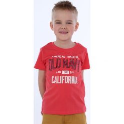 T-shirt chłopięcy z napisami koralowy NDZ4481. Pomarańczowe t-shirty chłopięce Fasardi, z napisami, bez rękawów. Za 39,00 zł.