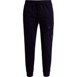 Spodnie dresowe C.P. COMPANY DIAGONAL FLEECE. Niebieskie spodnie męskie CP Company, bez wzorów, z bawełny. Za 700,00 zł.